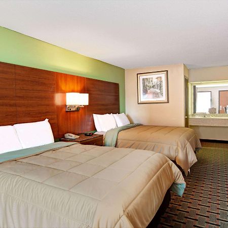 Days Inn Conover/Hickory Eksteriør bilde