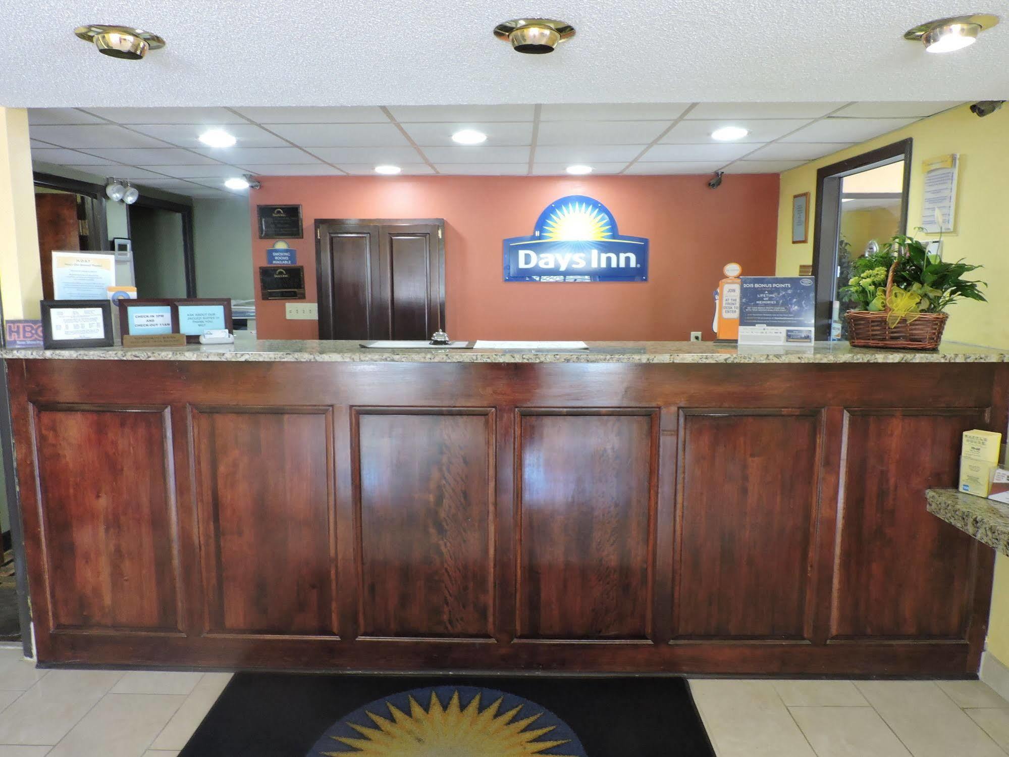 Days Inn Conover/Hickory Eksteriør bilde